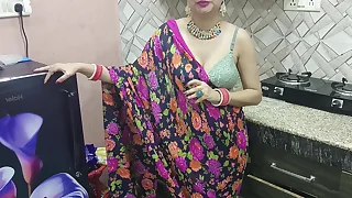 Desi Indian Bhabhi Big Chief with Pinch pennies and fucking from brother-in-law at hand kitchen Full Movie hindi audio